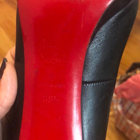 Christian Louboutin Simple Classic Pumps - Black - Picture 7 of 7